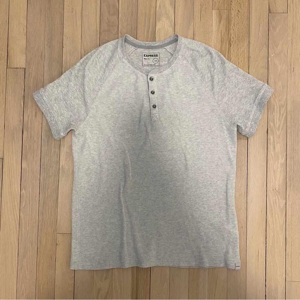 Express Men’s Short Sleeve Henley